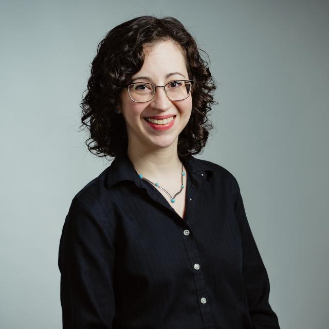 Hannah Cronk headshot