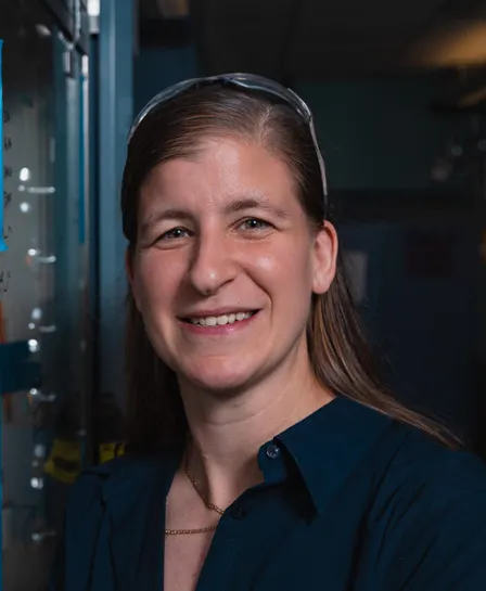Elizabeth Elacqua