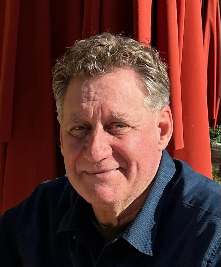 Mark Hayes headshot